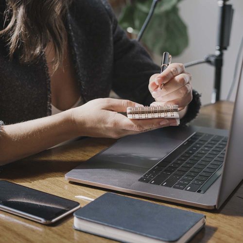 woman-working-on-a-laptop-HXJ45V3.jpg